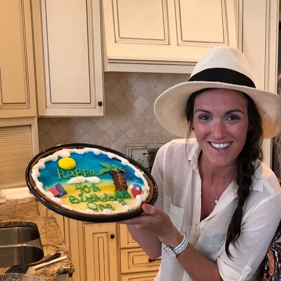 Meet your Posher, Kim - Picture 1 of 1